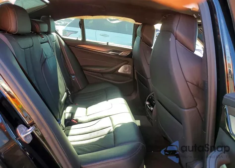 2021 BMW M5 z USA, uszkodzony, nr VIN WBS83CH05MCF80510